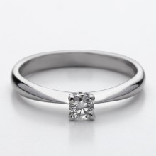 Anello Solitario con diamante "Donatello"