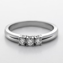 Anello Trilogy con diamanti "Ada"