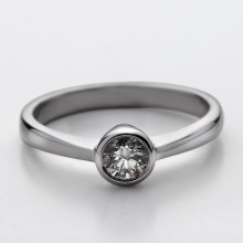 Anello Solitario con diamante "Mondo"